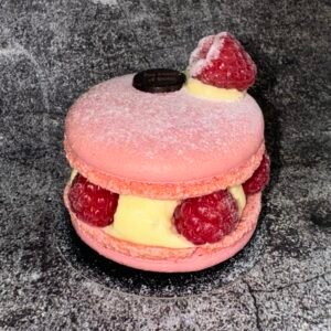 Macaron framboise Boulangerie Au Four à Bois Seloncourt